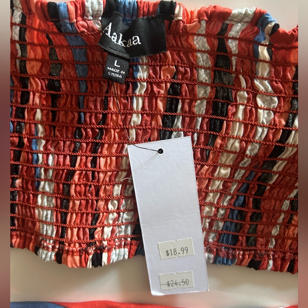 NWT wrap top - Picture 2 of 3